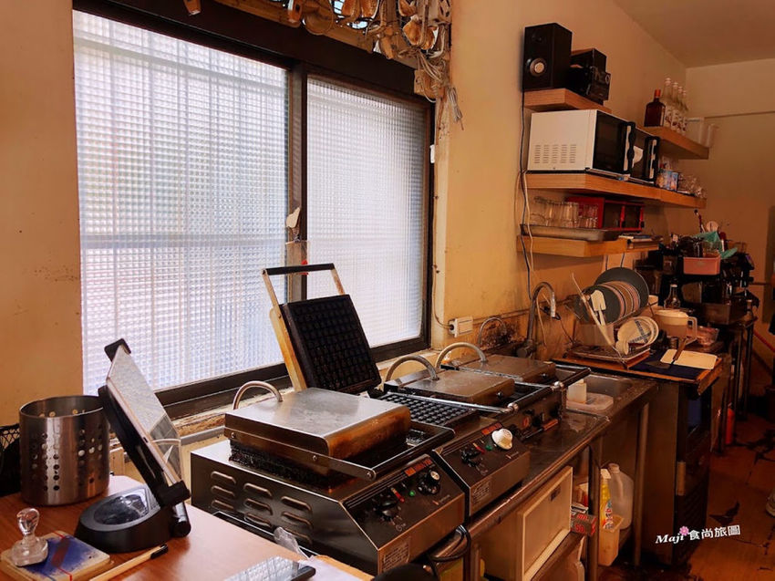 /tmp/phpUPtYRh /tmp/phpUPtYRh