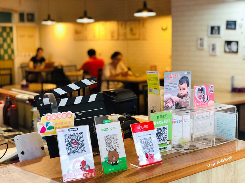 /tmp/phpgmP96C /tmp/phpgmP96C