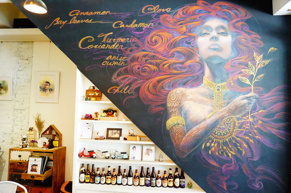 咖哩控一定要吃過一輪！全台19家療癒系大人味咖哩，不只美味到舌尖跳熱舞、還要好拍到相機沒電啊！ 