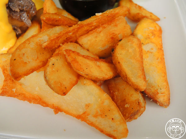 Mr. Black Bird Cafe 黑鳥先生：呷飽祙【台北大安･黑鳥先生mr. black bird】康熙來了介紹美食