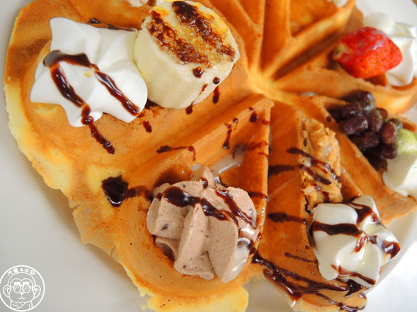 Mr. Black Bird Cafe 黑鳥先生：呷飽祙【台北大安･黑鳥先生mr. black bird】康熙來了介紹美食