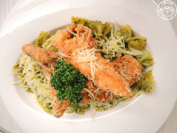 Mr. Black Bird Cafe 黑鳥先生：呷飽祙【台北大安･黑鳥先生mr. black bird】康熙來了介紹美食