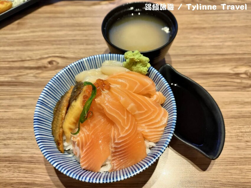 新北市板橋區【新北美食】定食8府中店,菜單大更新 | 日式海鮮丼飯、札幌海老拉麵 | 爭鮮集團 | 板橋府中美食
