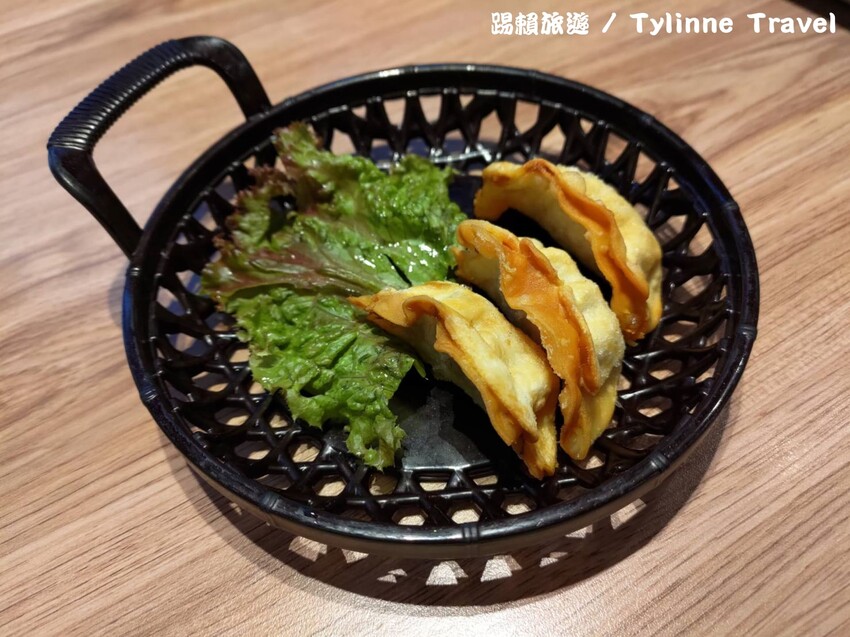 新北市板橋區【新北美食】定食8府中店,菜單大更新 | 日式海鮮丼飯、札幌海老拉麵 | 爭鮮集團 | 板橋府中美食