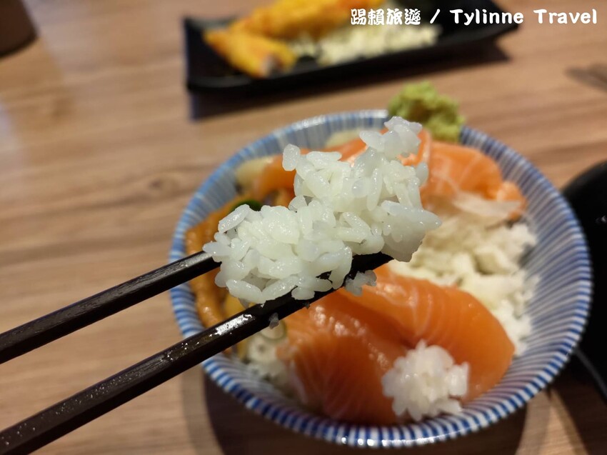新北市板橋區【新北美食】定食8府中店,菜單大更新 | 日式海鮮丼飯、札幌海老拉麵 | 爭鮮集團 | 板橋府中美食