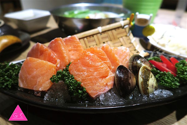 [ GS愛吃鬼 ] 內湖 Ｘ 團緣精緻鍋物 Ｘ活跳跳海鮮涮涮鍋