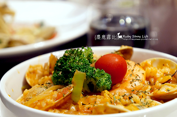 DSC08716-1.jpg DSC08716-1.jpg