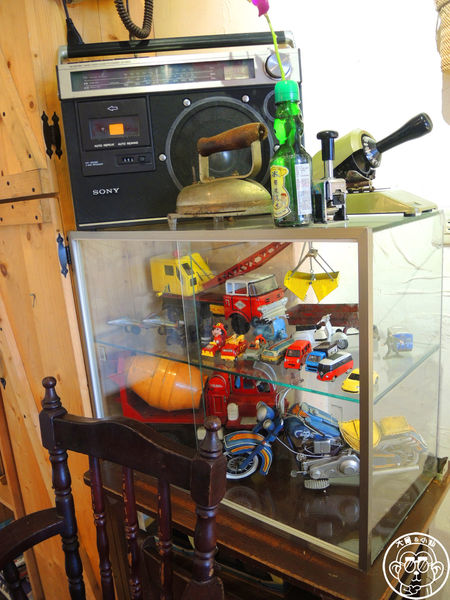 花蓮阿桂油飯(嚴玉桂食堂)：呷飽祙【花蓮･阿桂油飯】懷舊店面裡吃油飯配麵線