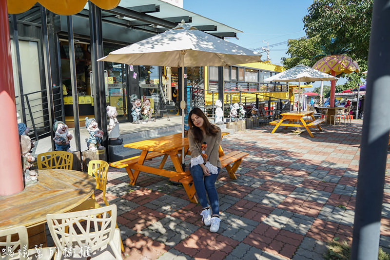 桂花田糕點主題休閒園區|南投139縣道的路旁大鳳梨園區，金牛角麵包也相當有特色，139縣道桂花鳳梨酥烘焙店。 - 螞蟻幫的櫥櫃