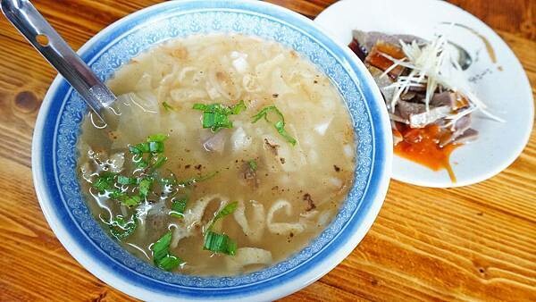 台北市大同區四海豆漿大王｜被豆漿耽誤的小籠包店