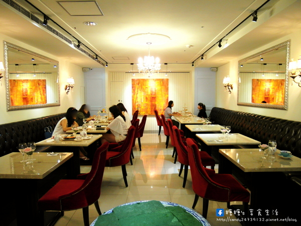 古典玫瑰園(台中大遠百店):〖台中│美食〗古典玫瑰園(台中大遠百店) ❤ 全新開幕~新菜單全面大降價!!在台中大遠百中也有貴婦等級的豪華三層英式下午茶囉!!