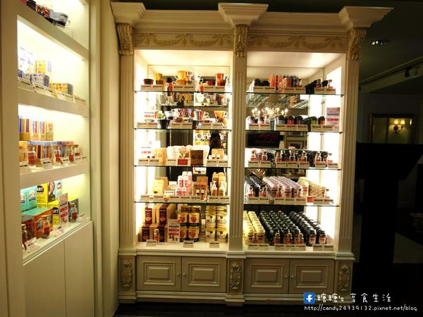 古典玫瑰園(台中大遠百店):〖台中│美食〗古典玫瑰園(台中大遠百店) ❤ 全新開幕~新菜單全面大降價!!在台中大遠百中也有貴婦等級的豪華三層英式下午茶囉!!