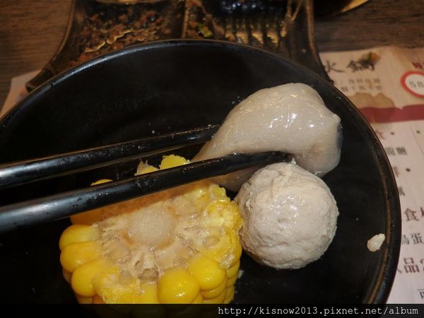 好客迴轉火鍋：火鍋料轉呀轉--好客旋轉火鍋店体驗心得