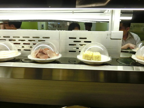 好客迴轉火鍋:【南港平價美食推薦】好客迴轉火鍋~平價又好吃的小火鍋,就在捷運南港站 CITYLINK( C1棟7樓)喔!