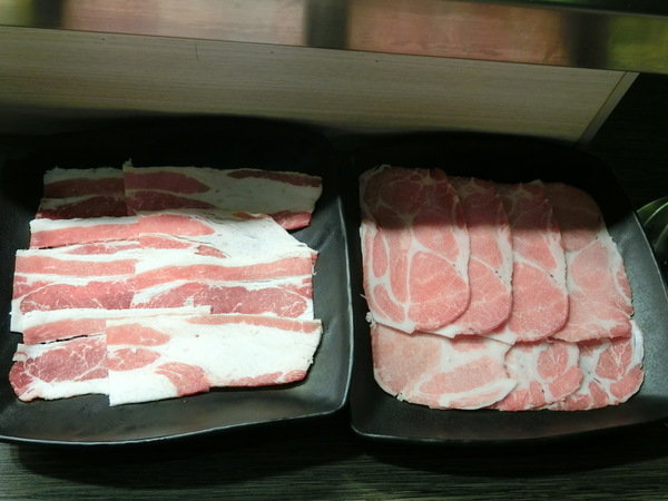 好客迴轉火鍋:【南港平價美食推薦】好客迴轉火鍋~平價又好吃的小火鍋,就在捷運南港站 CITYLINK( C1棟7樓)喔!