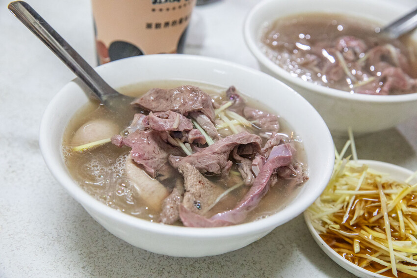 台南市中西區阿明豬心冬粉本店｜一年四季天天都在排！米其林推薦名產級豬心冬粉