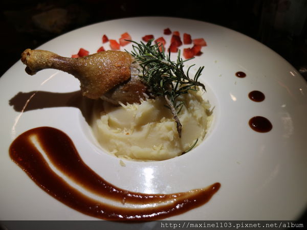 IMG_4875.JPG IMG_4875.JPG