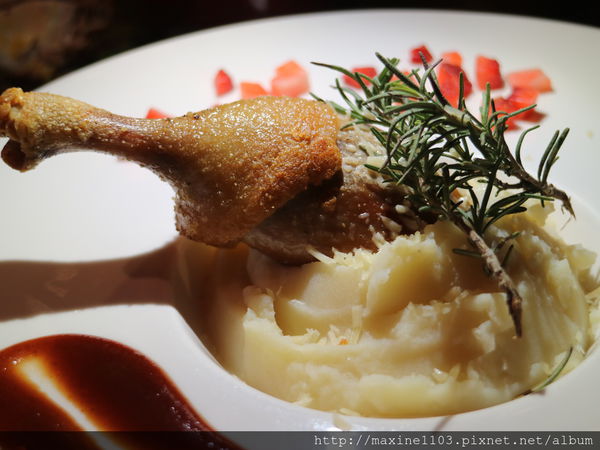 IMG_4877.JPG IMG_4877.JPG