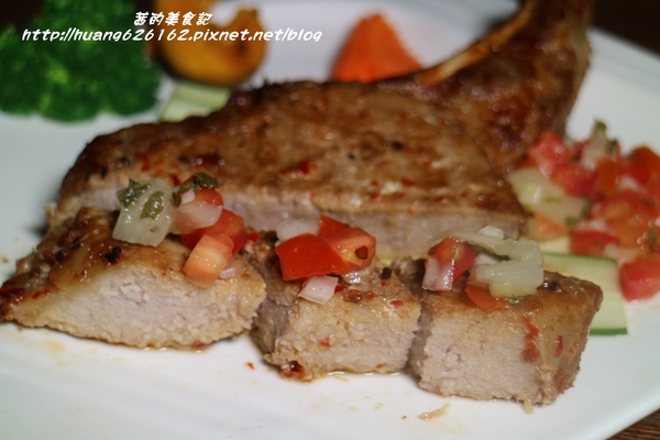 雀爾斯Cheers：【台北內湖區】精緻異國料理『雀爾斯 Cheers』美式運動主題餐廳、下班小酌好去處 ~