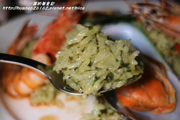 雀爾斯Cheers：【台北內湖區】精緻異國料理『雀爾斯 Cheers』美式運動主題餐廳、下班小酌好去處 ~