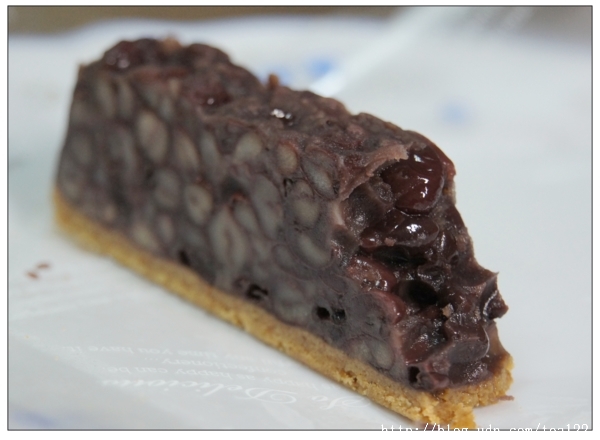 埔里巷弄美食--乳酪條、紅豆條、巧克力戚風蛋糕