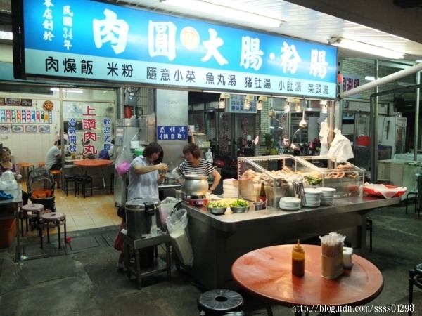 食旅生活隨筆。屏東市美食。上讚肉圓大腸粉腸
