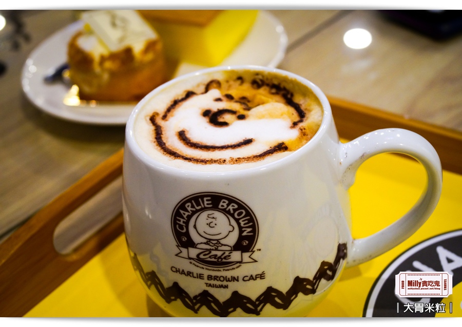 大胃米粒【高雄主题餐厅推荐】台湾查理布朗咖啡专卖店!