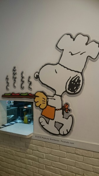 查理布朗咖啡CHARLIE BROWN CAFE TAIWAN：高雄~超好拍主題餐廳 查理布朗咖啡 CHARLIE BROWN CAFE TAIWAN~史奴比上菜囉~