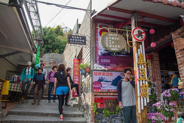 柴山步道：【遊記】｛高雄。鼓山區｝與猴子一起在柴山步道大健走