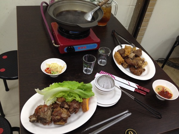 小名羊肉爐:<口碑券004>小名羊肉爐-花不到三百元讓你吃到咩咩叫 小名羊肉爐:<口碑券004>小名羊肉爐-花不到三百元讓你吃到咩咩叫