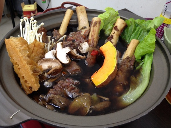 小名羊肉爐:<口碑券004>小名羊肉爐-花不到三百元讓你吃到咩咩叫 小名羊肉爐:<口碑券004>小名羊肉爐-花不到三百元讓你吃到咩咩叫