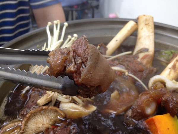 小名羊肉爐:<口碑券004>小名羊肉爐-花不到三百元讓你吃到咩咩叫 小名羊肉爐:<口碑券004>小名羊肉爐-花不到三百元讓你吃到咩咩叫