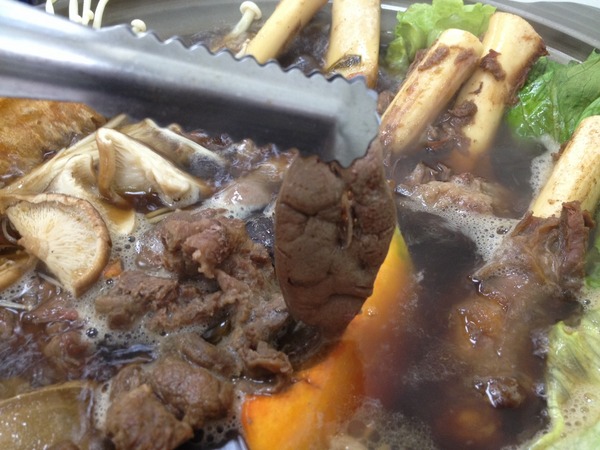 小名羊肉爐:<口碑券004>小名羊肉爐-花不到三百元讓你吃到咩咩叫 小名羊肉爐:<口碑券004>小名羊肉爐-花不到三百元讓你吃到咩咩叫