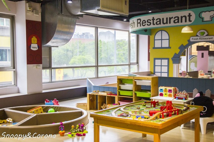 【親子餐廳】竹北親子餐廳/la play 樂玩 親子空間x輕食~複合式親子玩樂天堂,好吃好玩好放電