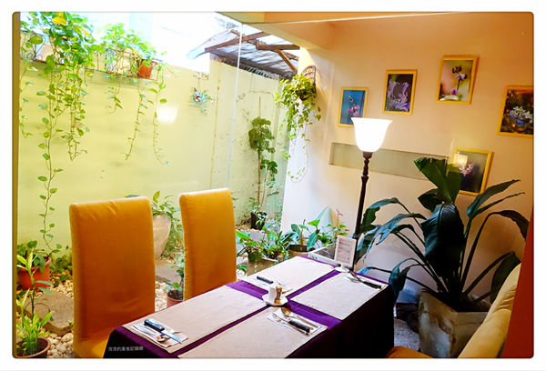 摩賽卡法式茶館 ~ 永康商圈法式茶館吃牛排/燉豬腳．喝好茶 - 捷運東門站