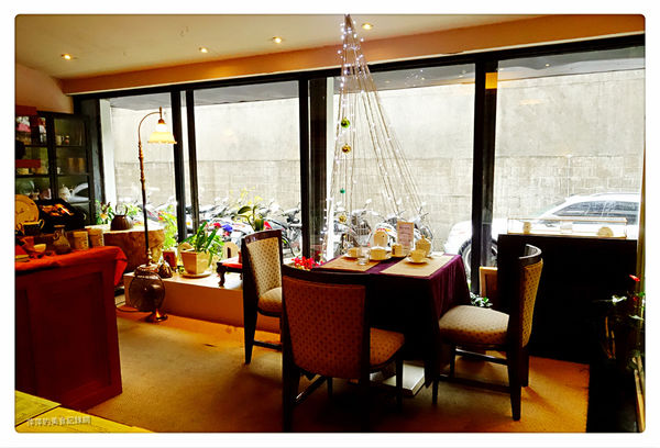 摩賽卡法式茶館 ~ 永康商圈法式茶館吃牛排/燉豬腳．喝好茶 - 捷運東門站