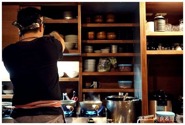 三輪仔串燒：【雲林‧虎尾】三輪仔燒烤店‧串燒／酒戶‧獨特日式居酒風格／下班後放鬆的好去處