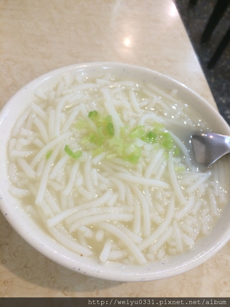 新店人都知道的好味道、新店市公所人氣料理推薦－《七張米粉湯》