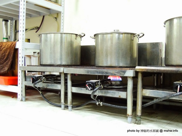 禪茶(逢甲店)：【食記】台中Zen Tea 禪茶逢甲店專訪@西屯逢甲夜市 : 成本不妥協,用心選料做好茶