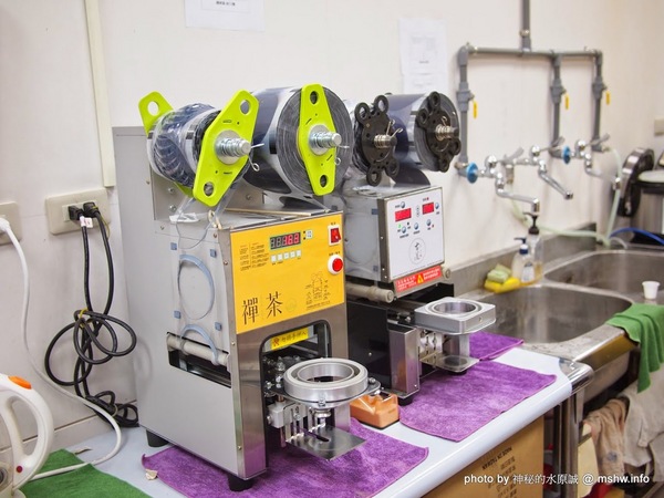 禪茶(逢甲店)：【食記】台中Zen Tea 禪茶逢甲店專訪@西屯逢甲夜市 : 成本不妥協,用心選料做好茶