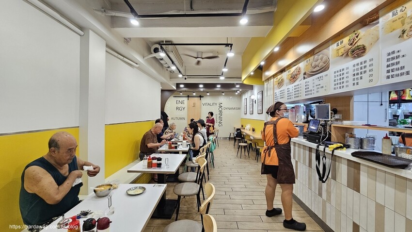 永新豆漿竹林總店內用區