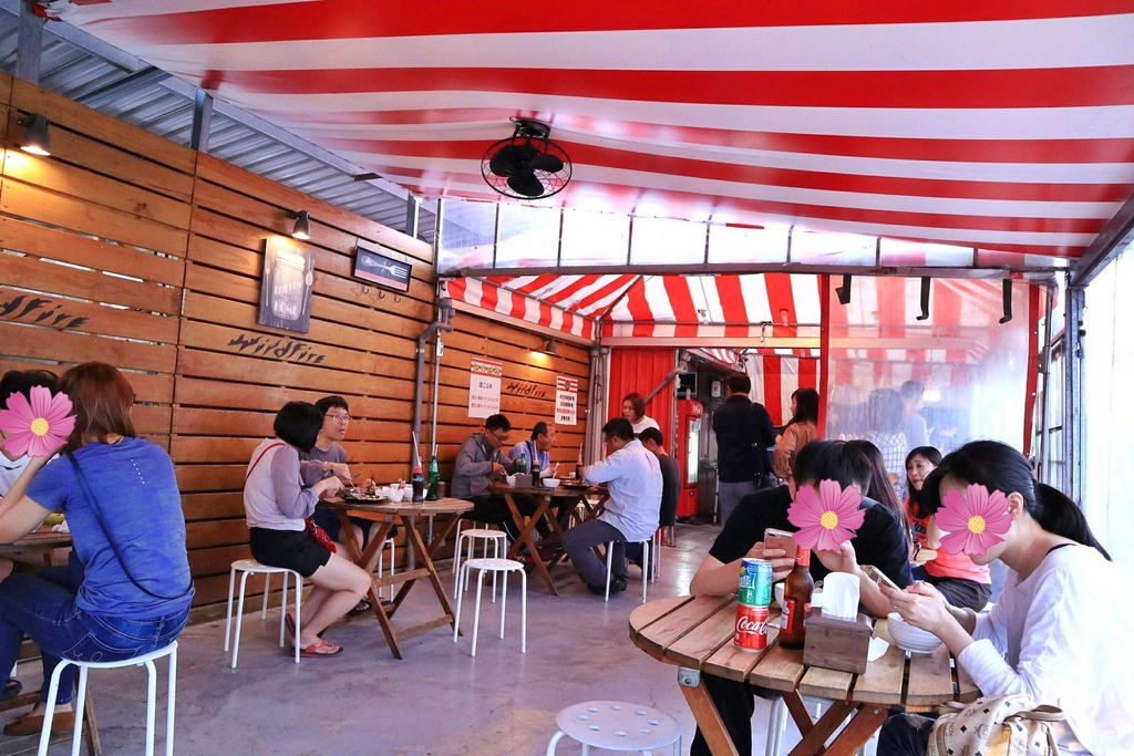 18-05-23-08-54-38-576_deco