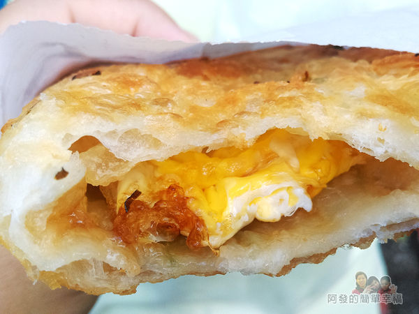 黃福龍脆皮蔥油餅10-加蛋切面