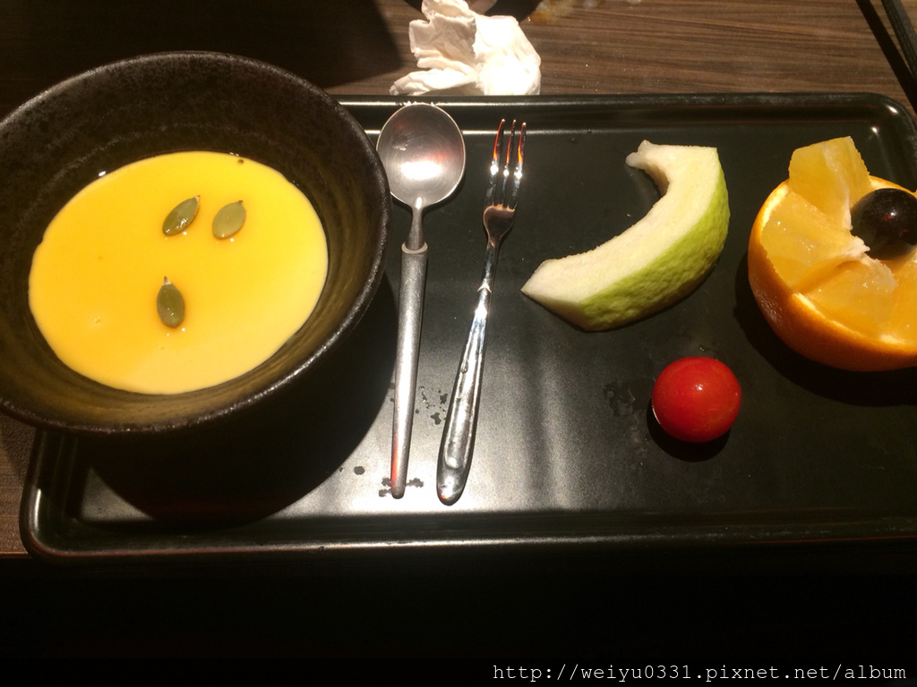 捷運古亭站人氣美食、王品集團羅斯福路人氣小火鍋－《聚 北海道昆布鍋》