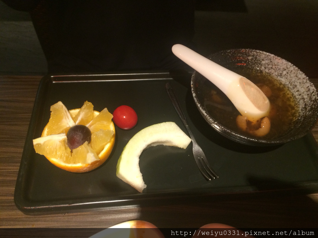 捷運古亭站人氣美食、王品集團羅斯福路人氣小火鍋－《聚 北海道昆布鍋》