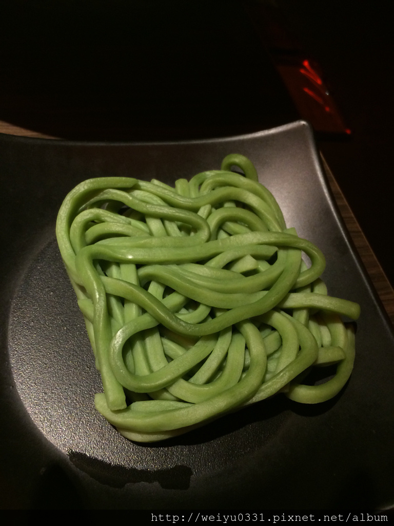 捷運古亭站人氣美食、王品集團羅斯福路人氣小火鍋－《聚 北海道昆布鍋》