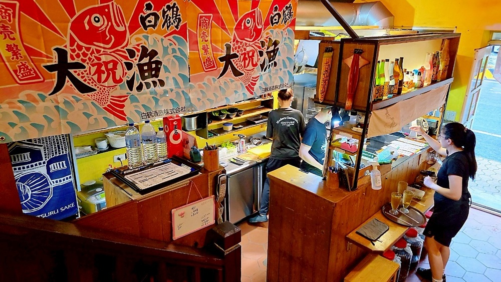 在地達人帶路!春花炭火串燒,日式氛圍,明太子串燒、嫩肩牛排,晚餐小酌的好去處!!