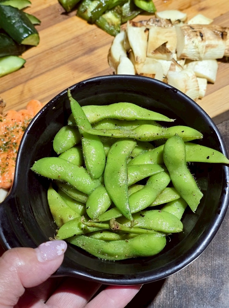 在地達人帶路!春花炭火串燒,日式氛圍,明太子串燒、嫩肩牛排,晚餐小酌的好去處!!