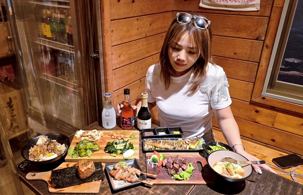 在地達人帶路!春花炭火串燒,日式氛圍,明太子串燒、嫩肩牛排,晚餐小酌的好去處!!