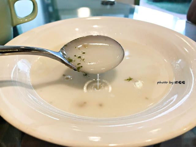【台中 北區】高沐 Pasta&Steak 🍝位在科博館附近，網路聲浪超高，一致好評無雷的平價義式料理，實際走一遭後，我想我們夫妻倆的嘴巴有問題吧！！